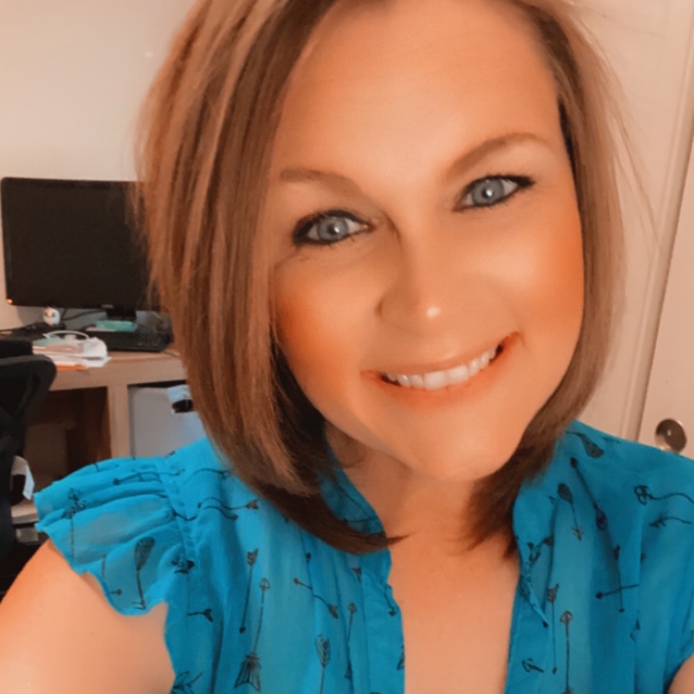 Meet your Posher, Saundra